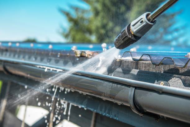 Why Choose Our Certified Pressure Washing Experts for Your Project Needs in Fern Park, FL?